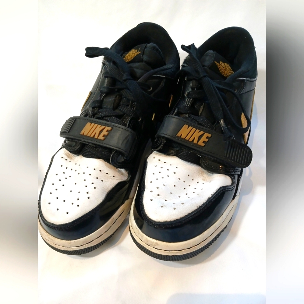 Jordan Legacy 312 Low Size 6.5y Nike